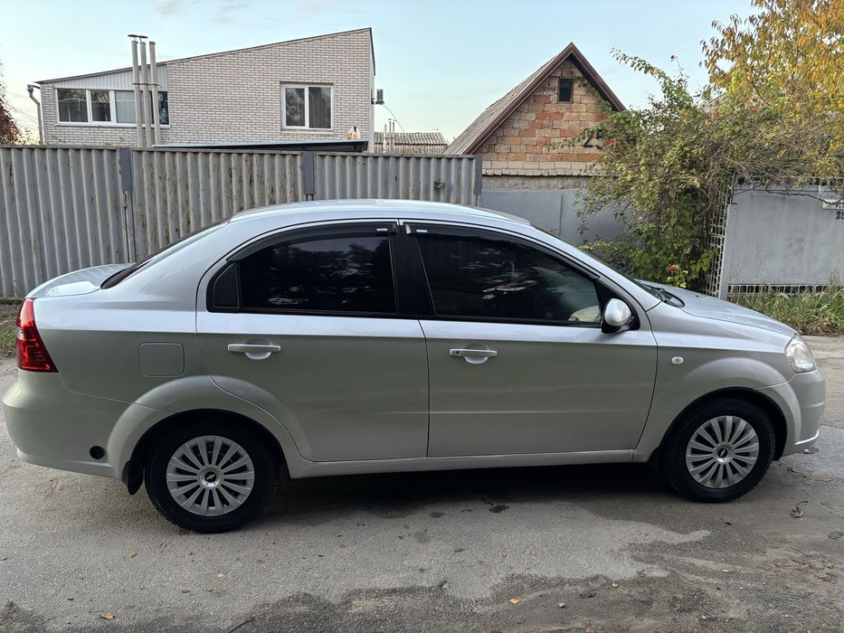 Chevrolet Aveo 1.6, gaz/benzin в отличнейшем состоянии!