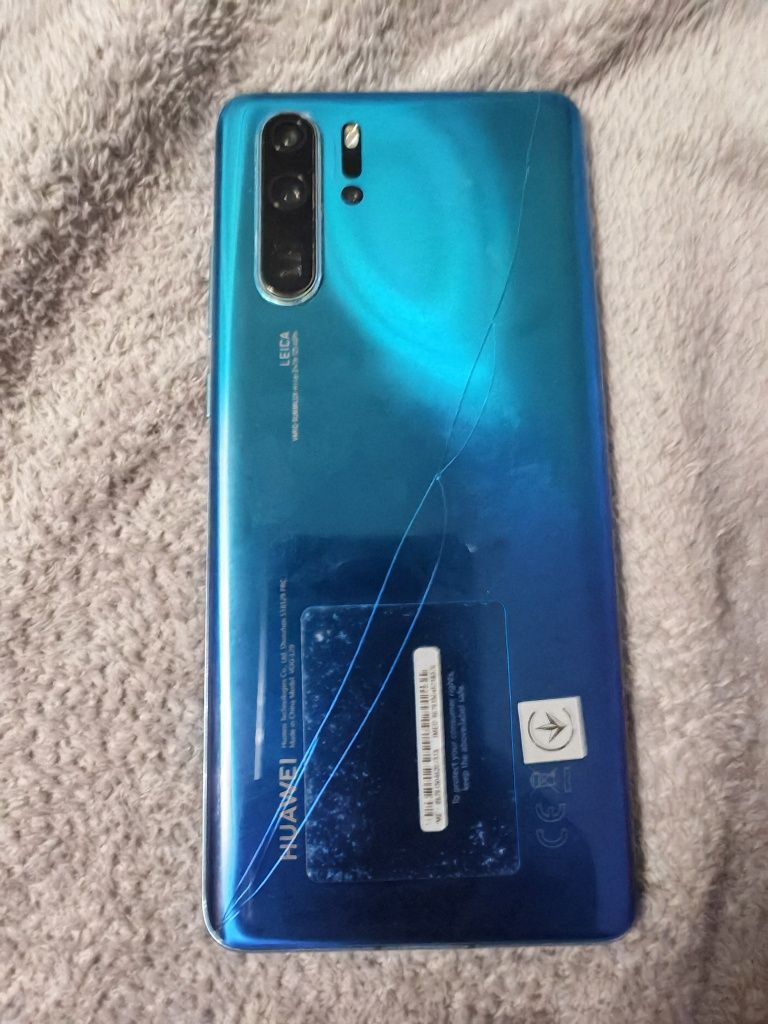 Smartfon Huawei P30 Pro możliwe nagrywanie rozmów