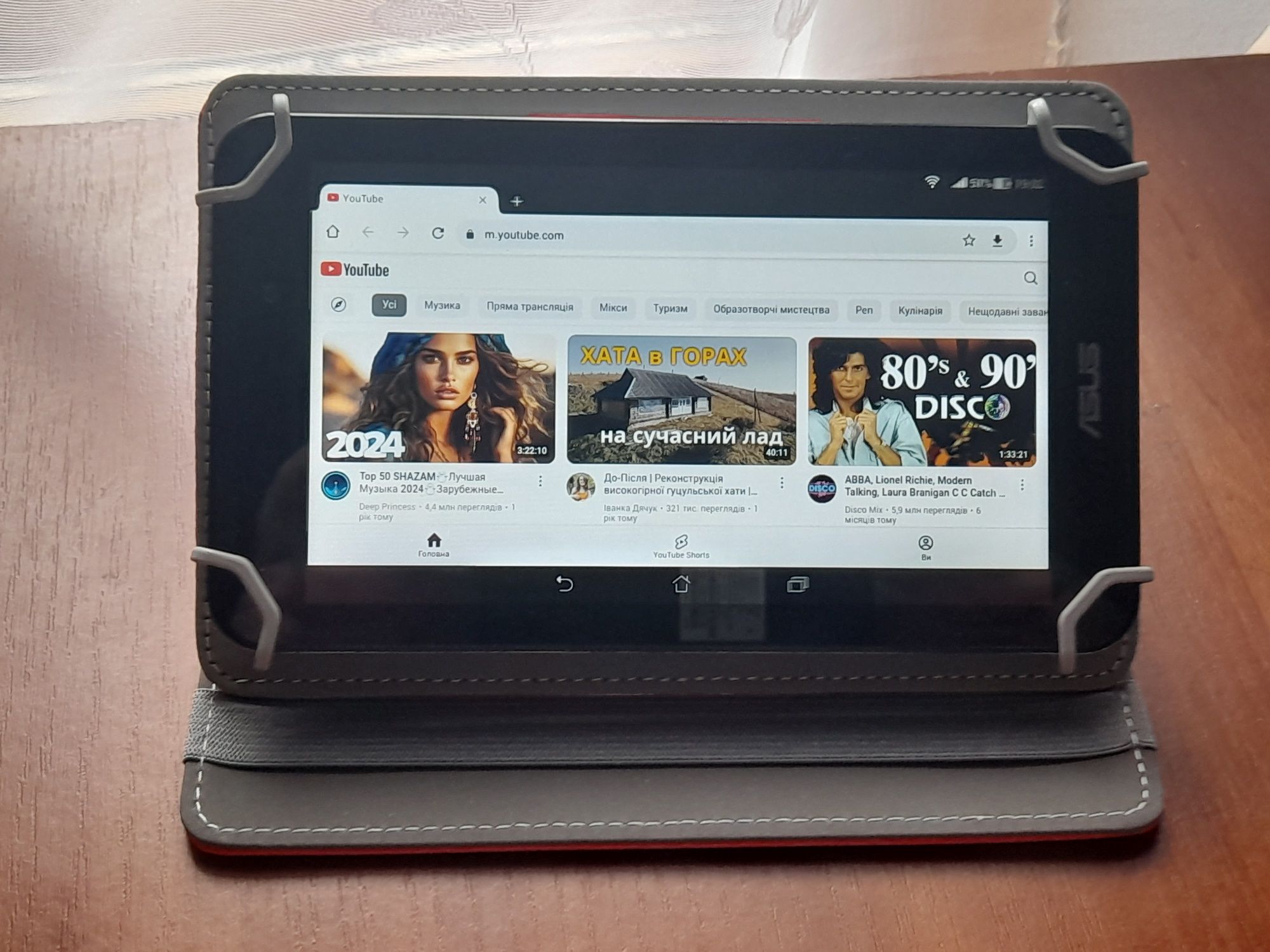 Asus FonePad 7" IPS +новий чохол книжка+ Зарядка, сім картою, з 3g