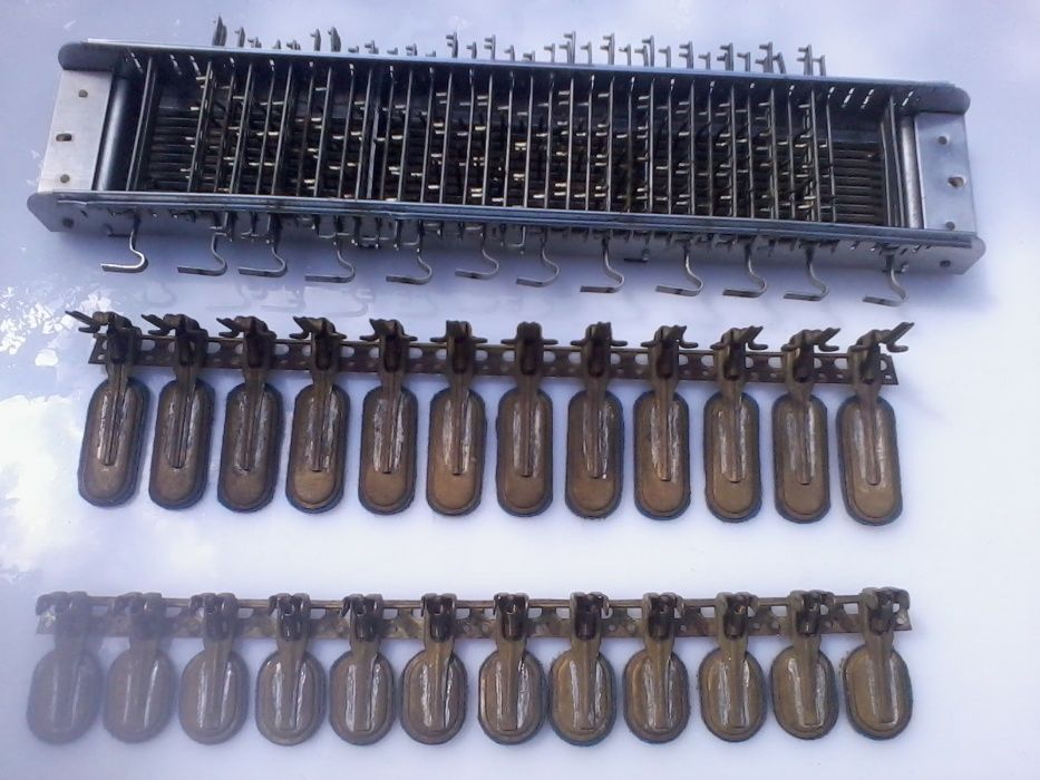 "Вельтмейстер" 3\4 акк-он(Германия)-басовый механизм и клапана,латунь!