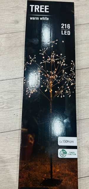 Drzewko świąteczne ozdoba na Święta  drzewko na zewnątrz świecące