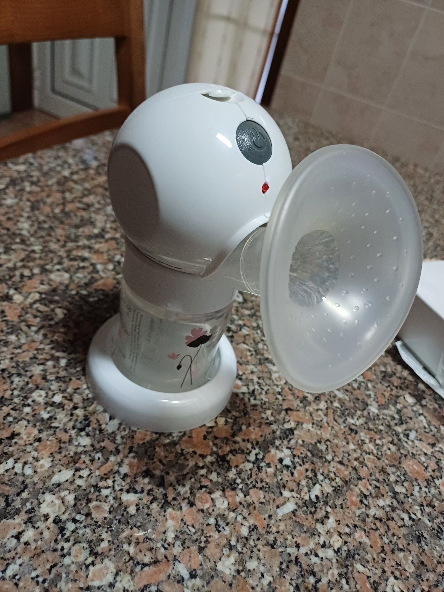 Máquina de extração de leite materno NUK