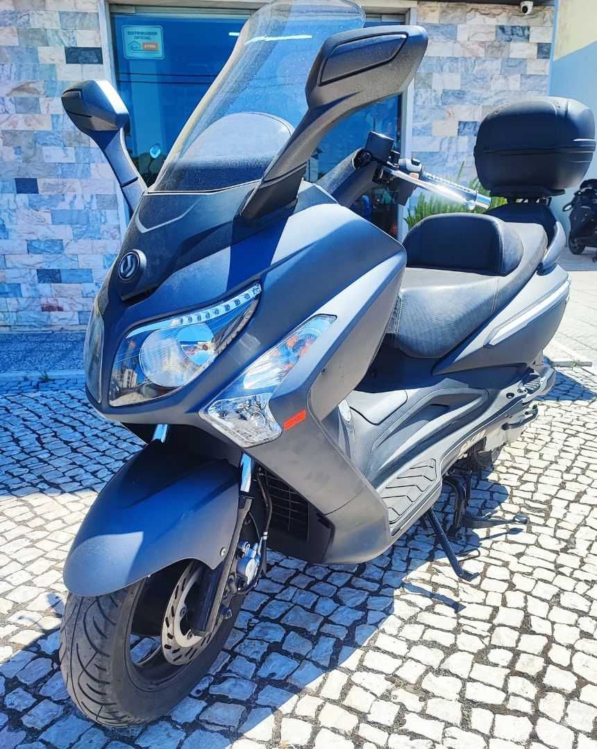Sym GTS Evo com revisão feita