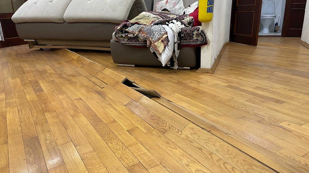 Паркетные работы. Циклевка полов, снятие краски, реставрация паркета.