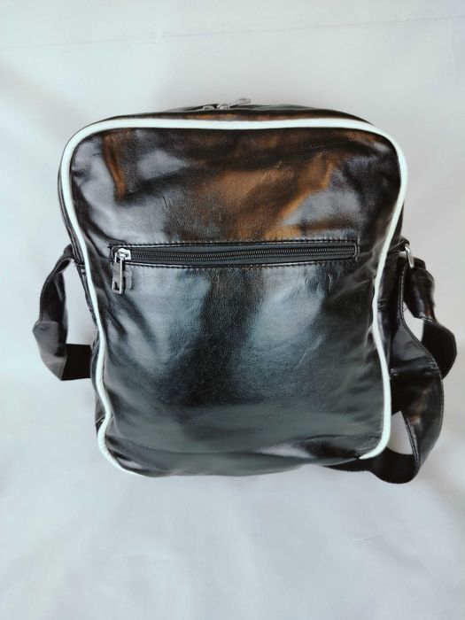 Nowa czarna listonoszka unisex