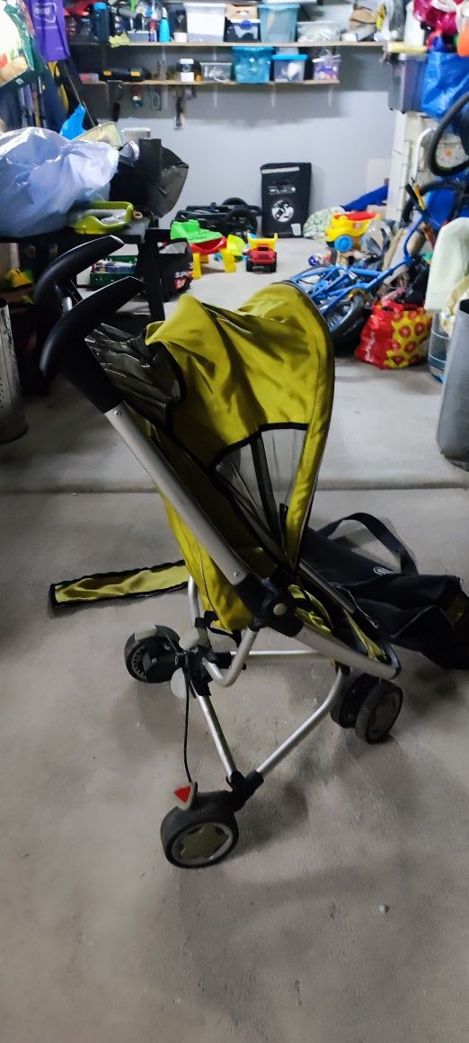 Carrinho passeio Quinny ZAP