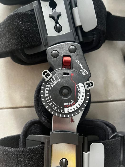 Djo Global X-rom Post Op Knee Brace orteza stawu