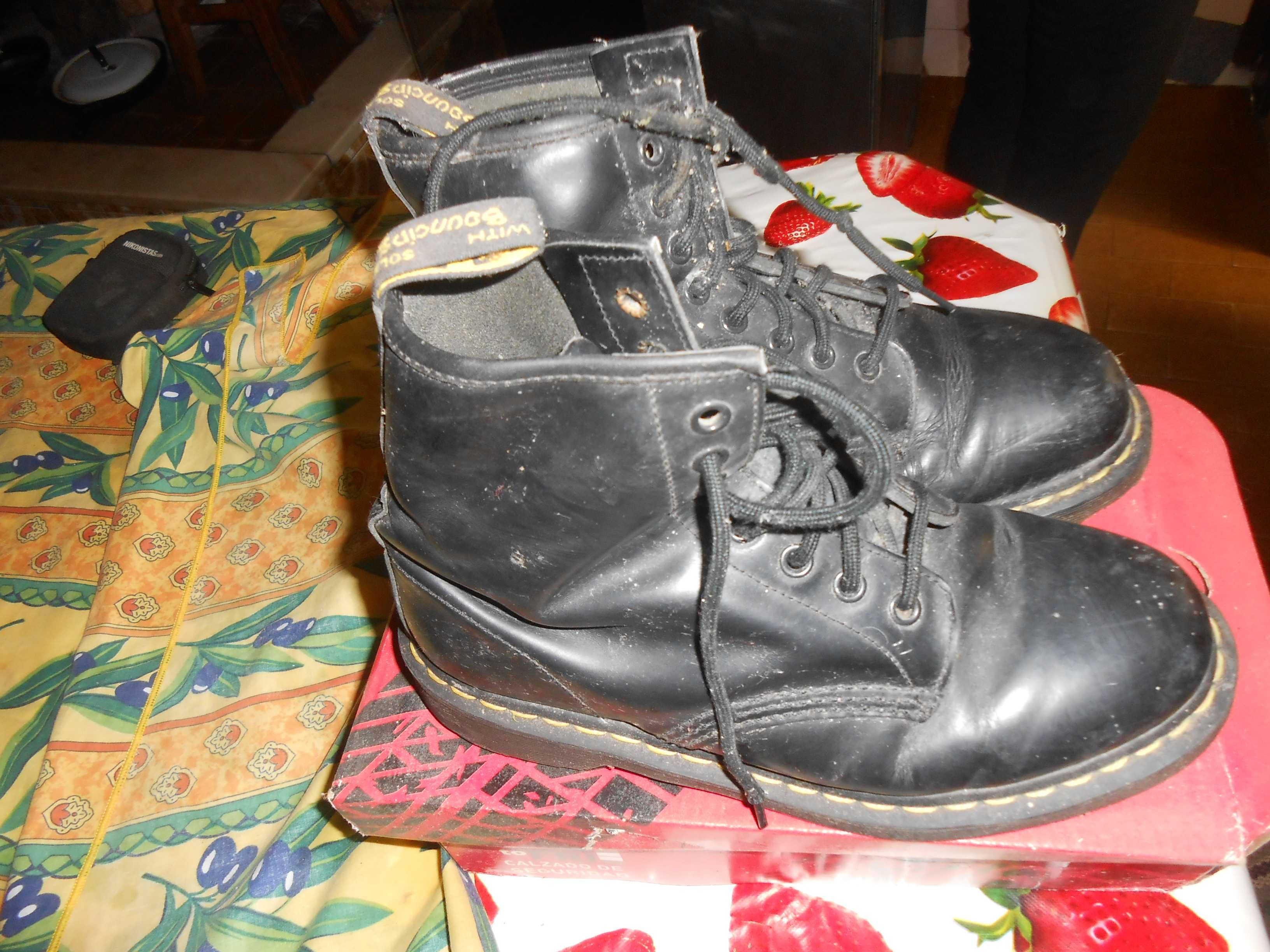 Botas DR Martens original tamanho 41