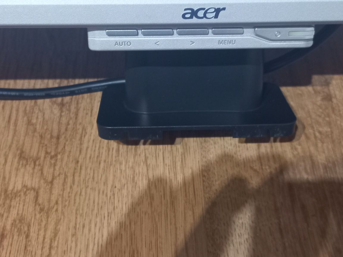 Monitor Acer LCD