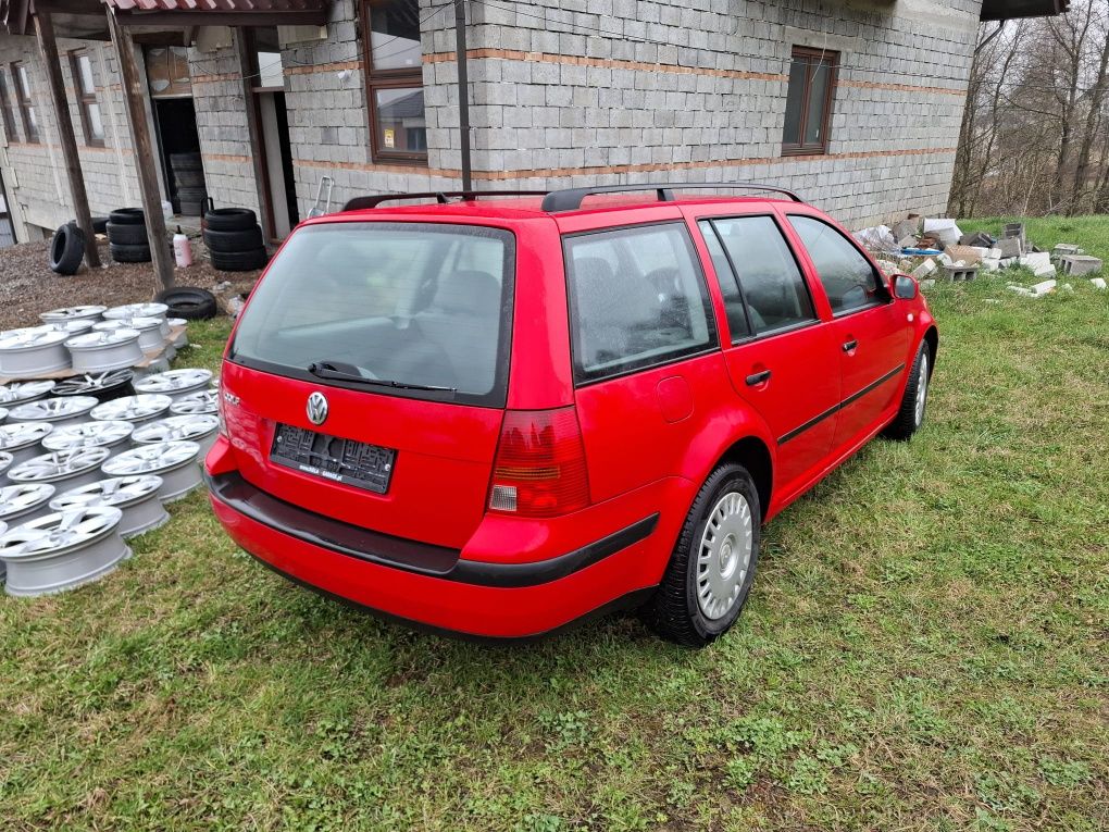 Volkswagen Golf 4 1.4 kombi