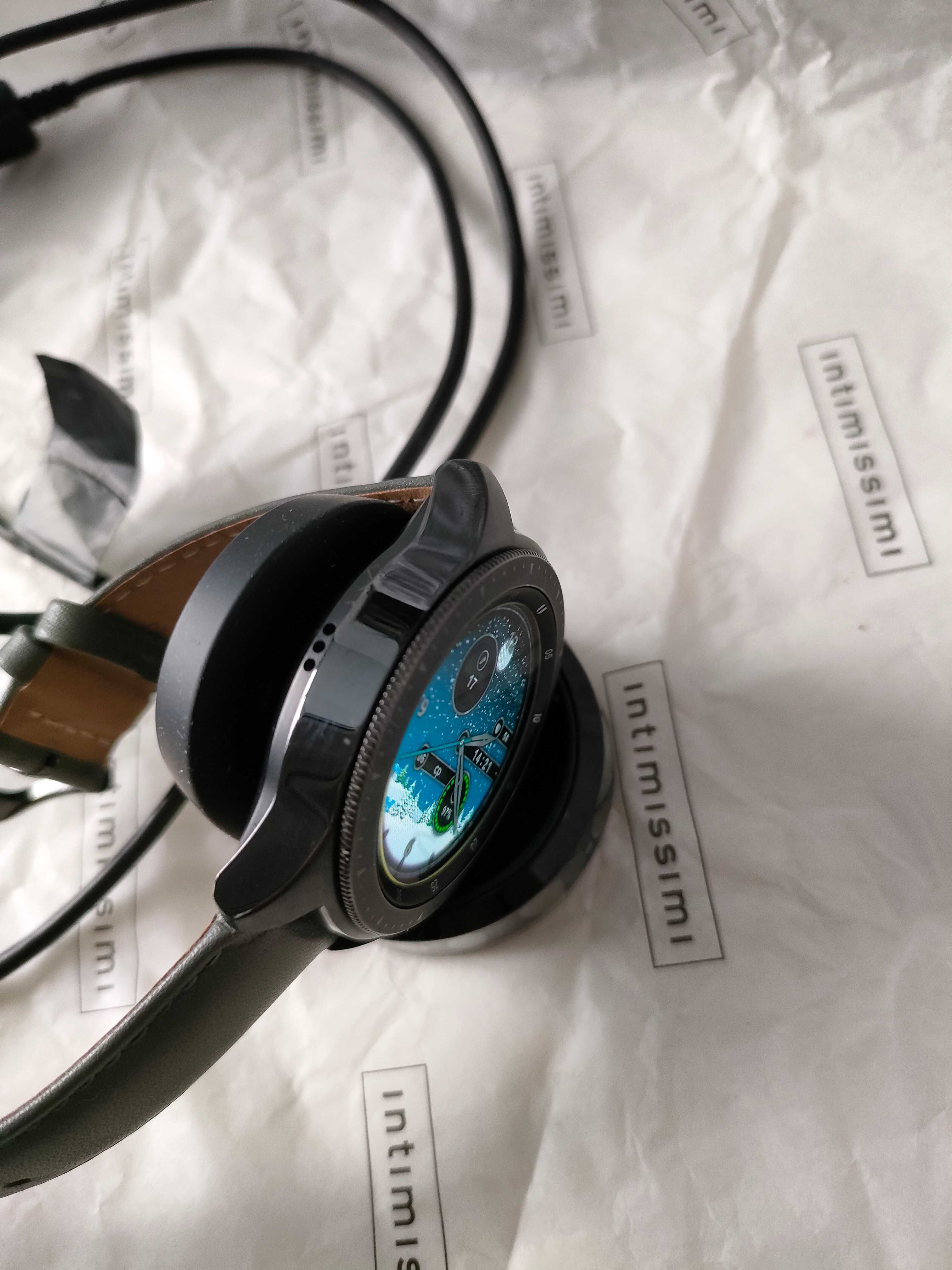 Samsung Galaxy Watch 42 mm sport classic 2 в 1