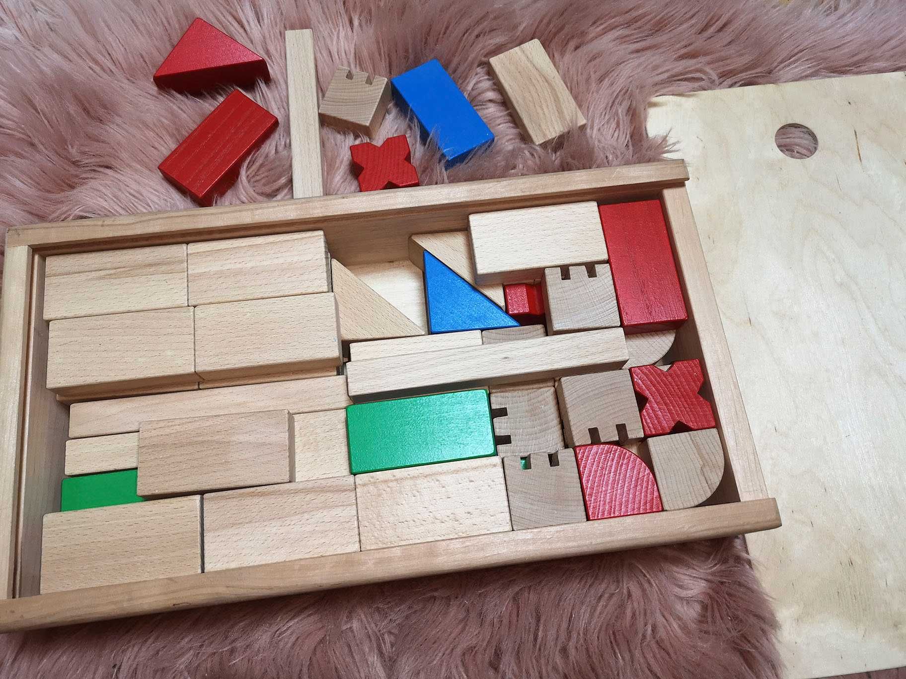 Кубіки дерев'яні у дерев'яній коробці. Якісні. Ідеальний стан!