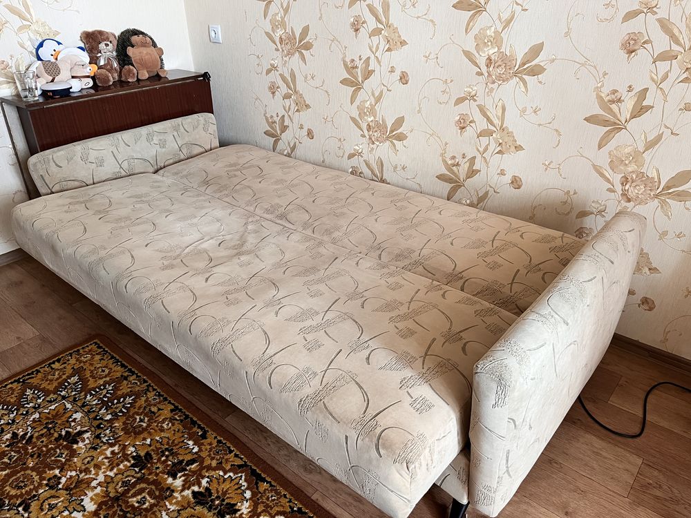 Диван крижка / самовивіз / Чернігів / ціна договірна
