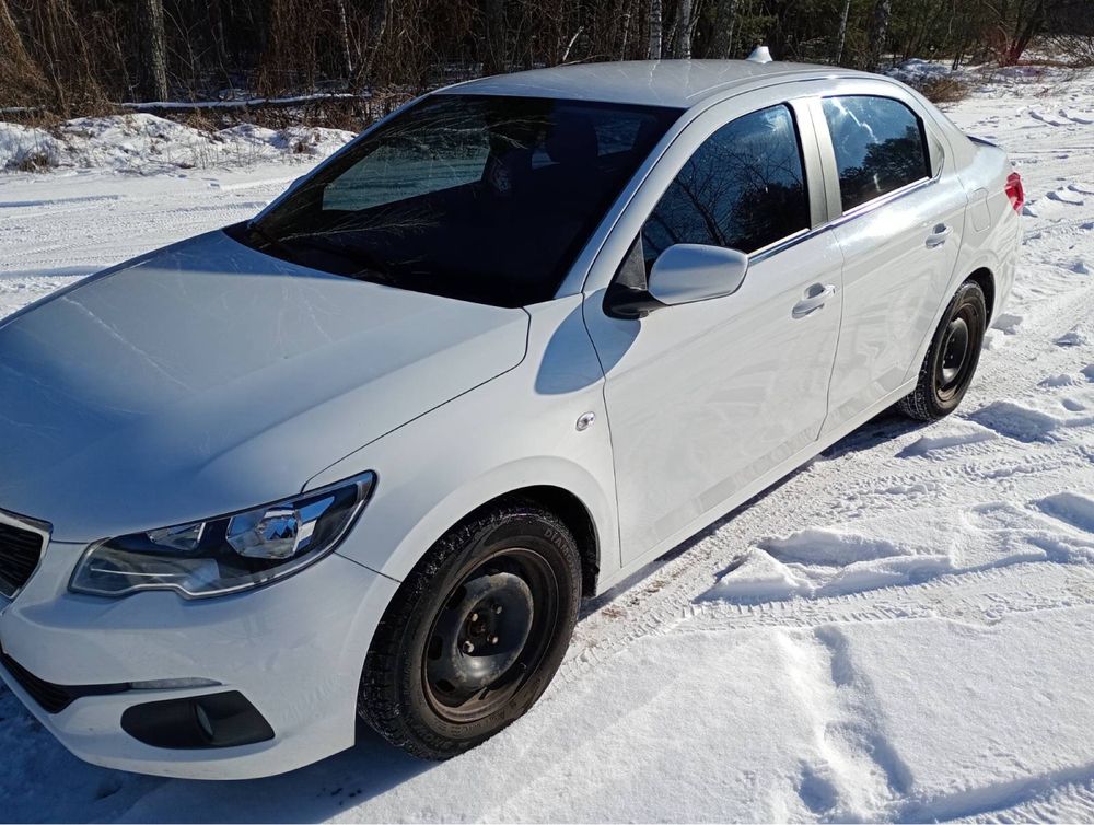 peugeot 301 2017 рік