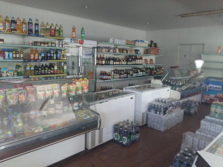 Продам магазин продовольсвенныхх/хоз-х товаров в пгт.Голованевск