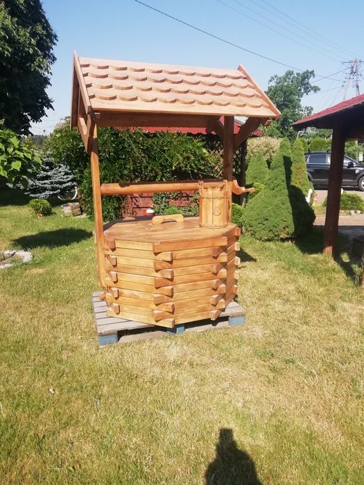 Studnia ogrodowa obudowa kręgu