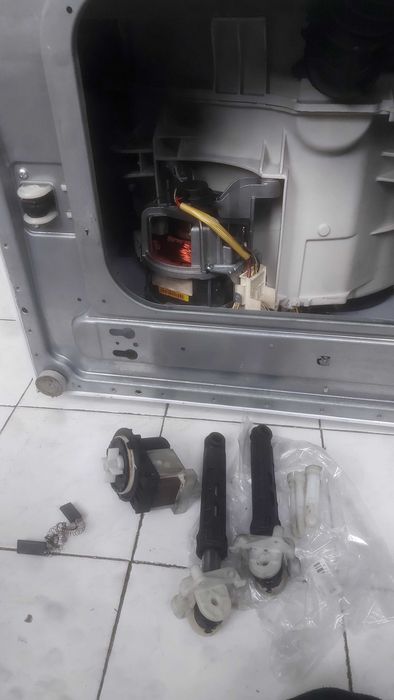 Máquina de Lavar Roupa Zanussi