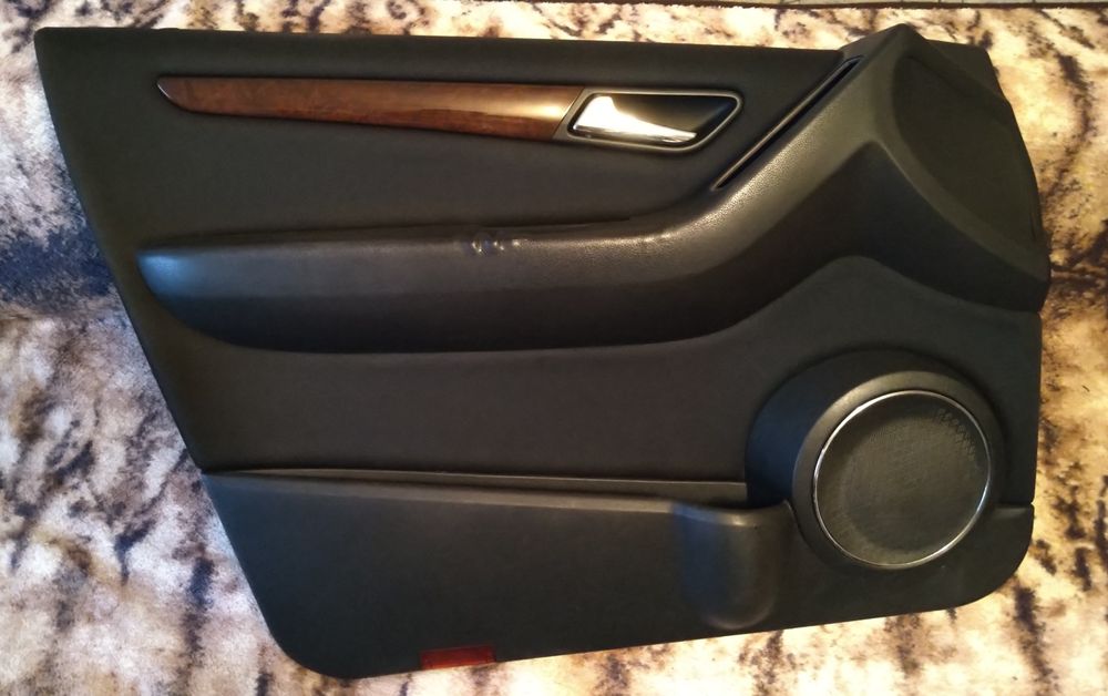 Карта двери передней левой Mercedes W169 (W245)