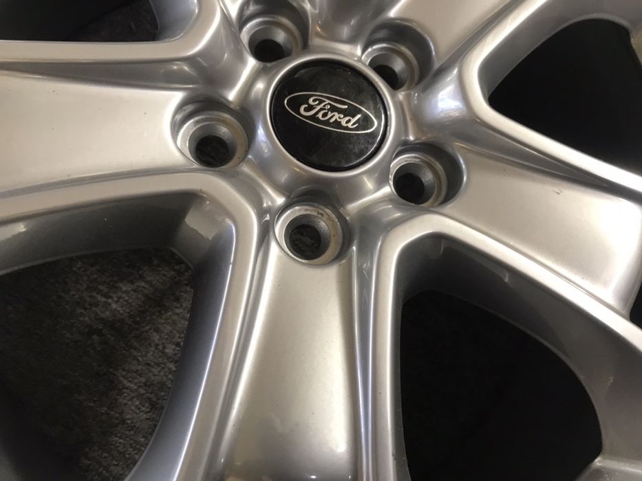 Felgi  Ford Kuga mondeo focus edge 18 cali 5x108 oryginał ładne