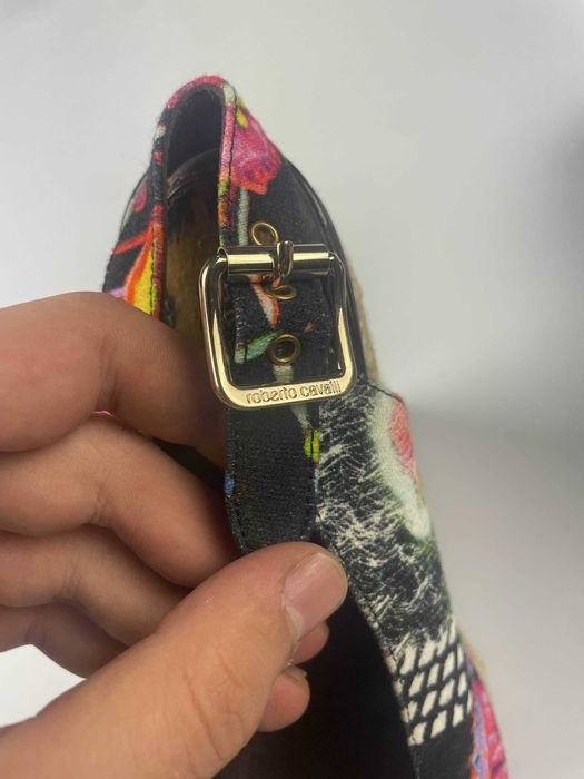 Roberto cavalli kolorowe buty na koturnie idealne na lato damskie