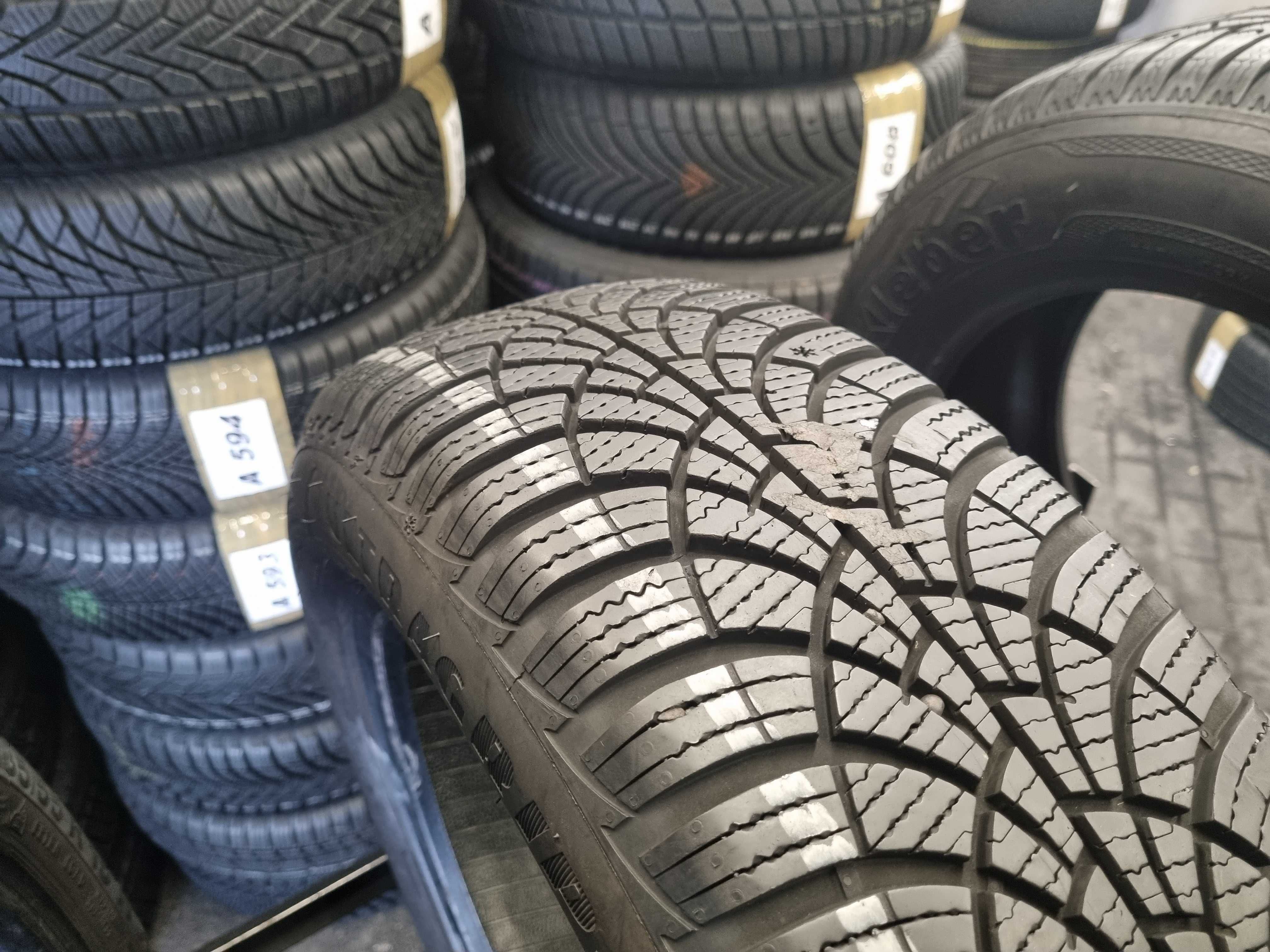 185/60/15 88T Goodyear Ultra Grip 9 Dot.3616R