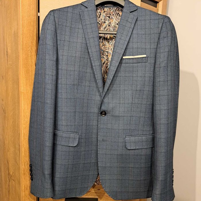 Garnitur męski marynarka ze spodniami