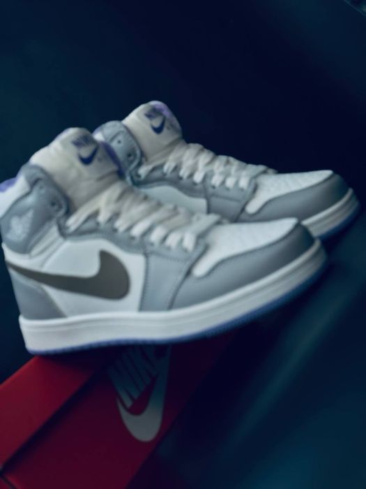 Высокие кеды кроссовки на зиму Nike/ кросовки для девушек/женщин найк