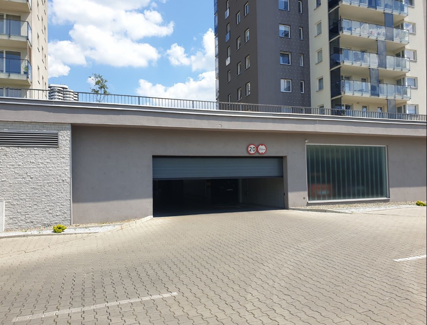 Do wynajęcia stanowisko garażowe Katowice 1000 lecia 24