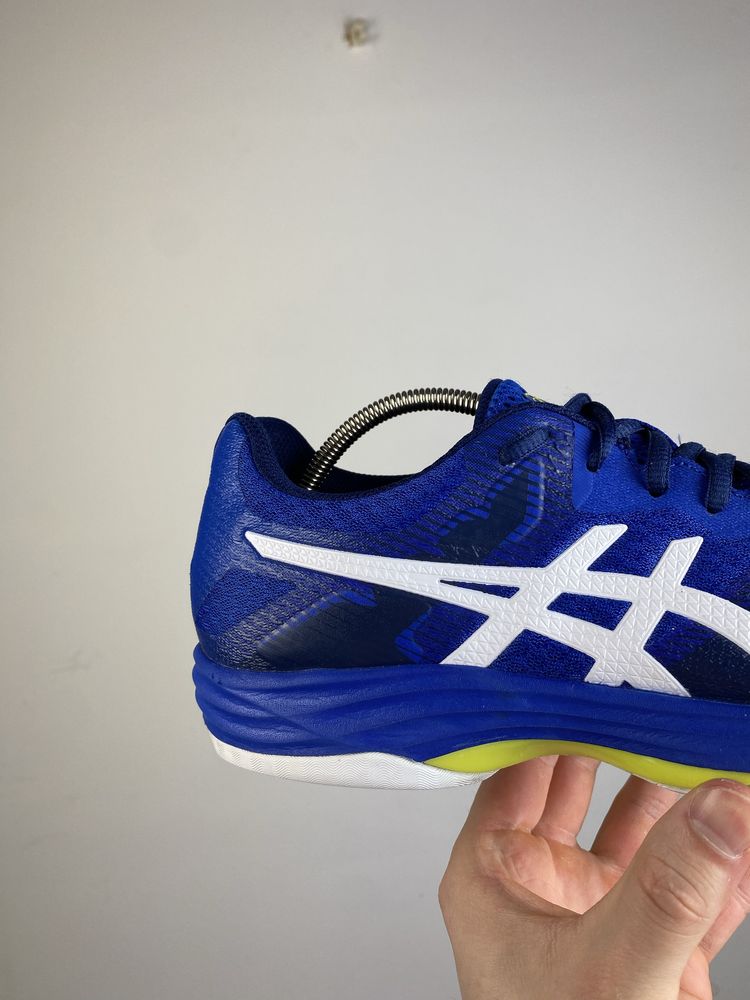 Кроссовки волейбольные Asics Gel Tactic 2