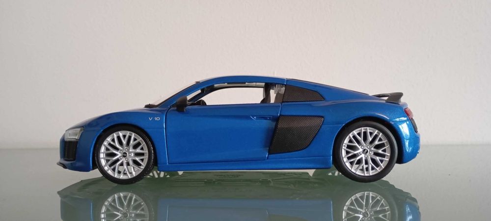 Zestaw modeli Audi R8 1:24 - Maisto/Welly