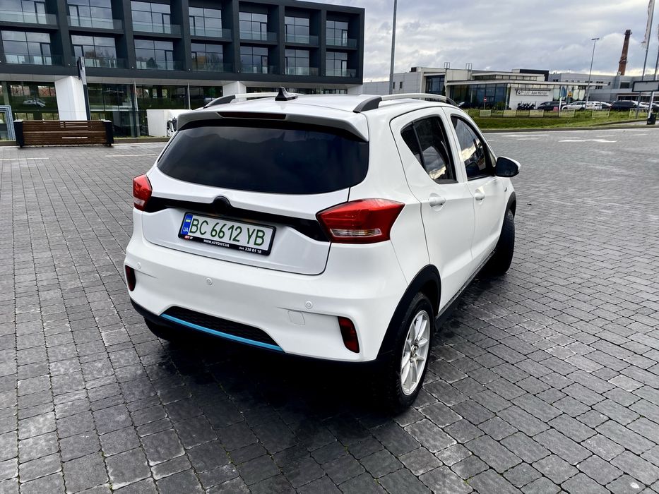 Baic ec3; електрокар; сімейний; для міста;