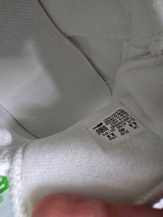 Tenis novos ( nunca usados )