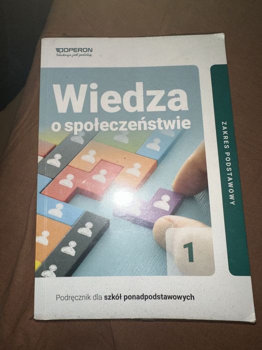 Podręcznik Wiedza o społeczeństwie 1