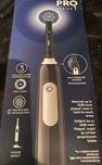 Escova ORAL B PRO series 1 NOVA na caixa