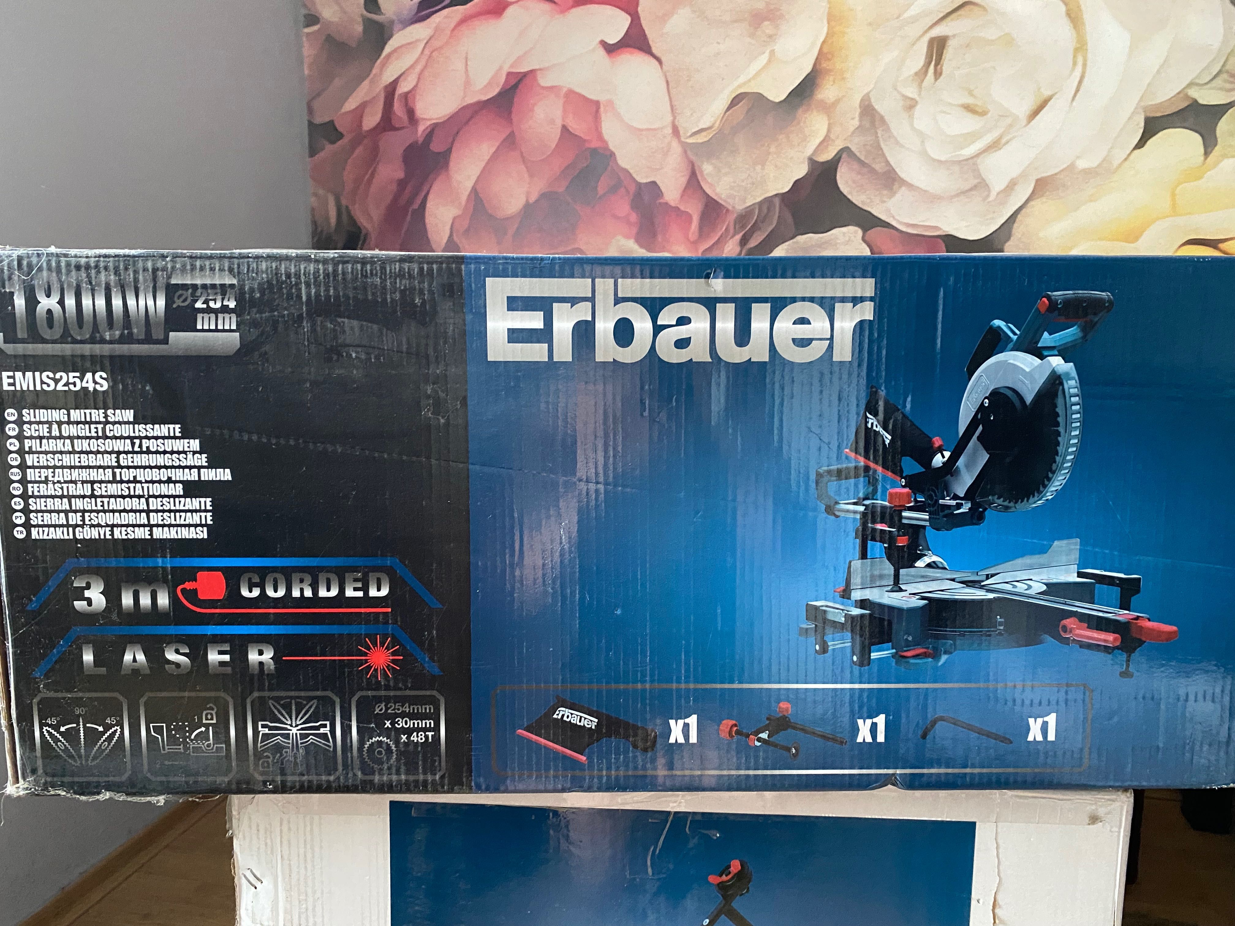 Erbauer pilarka EMIS254S