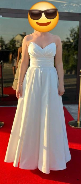 Suknia Ślubna z Salonu Ślubnego "Panna Młoda " w Łodzi