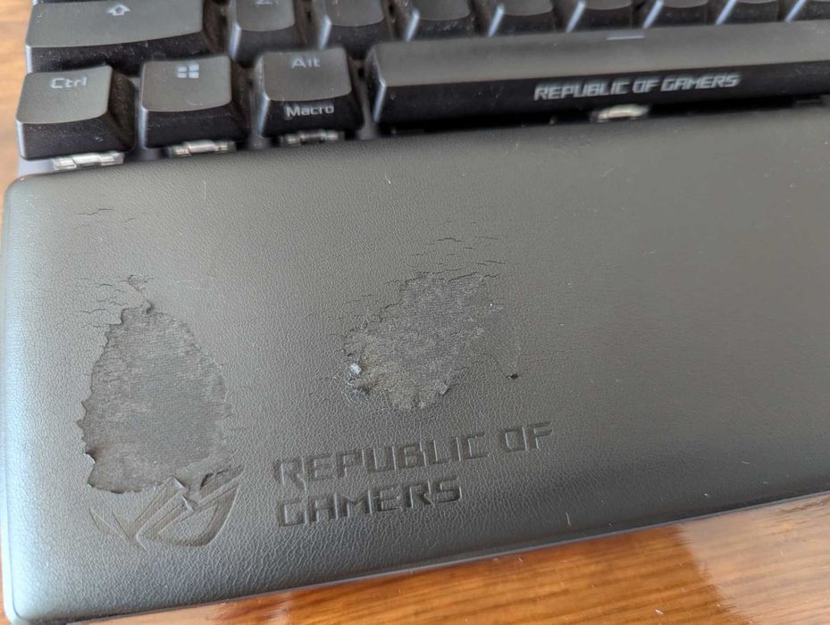 Механічна клавіатура ROG Strix Flare II Animate