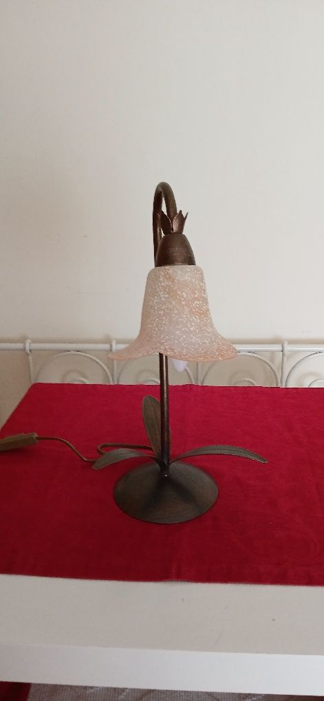 Candeeiro de mesa