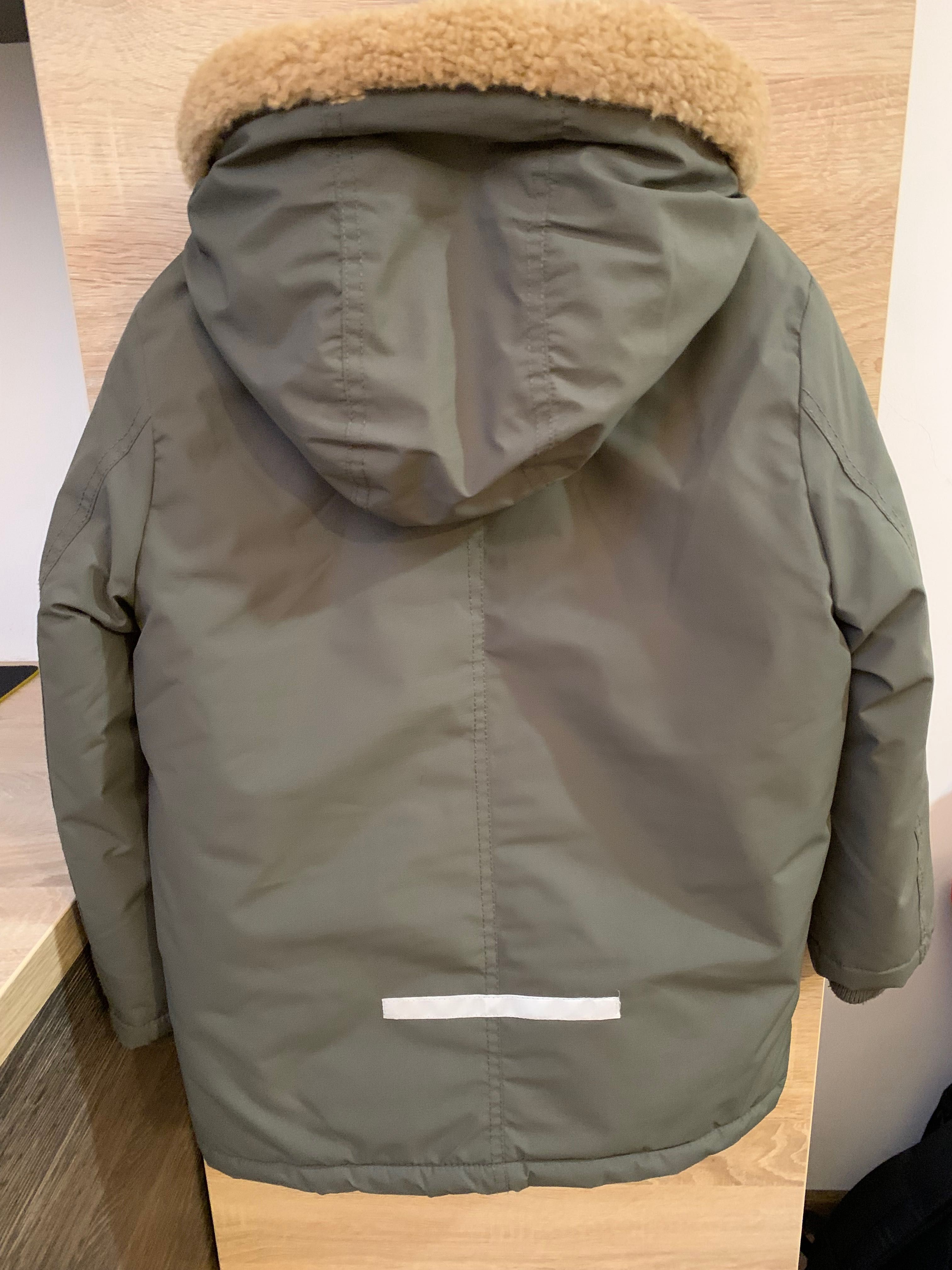 Куртка H&M 128 нова