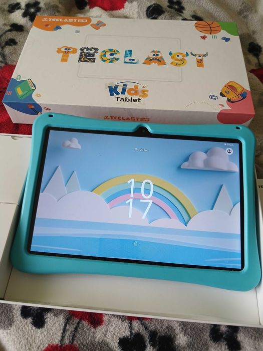 Планшет Teclast P30T з футляром