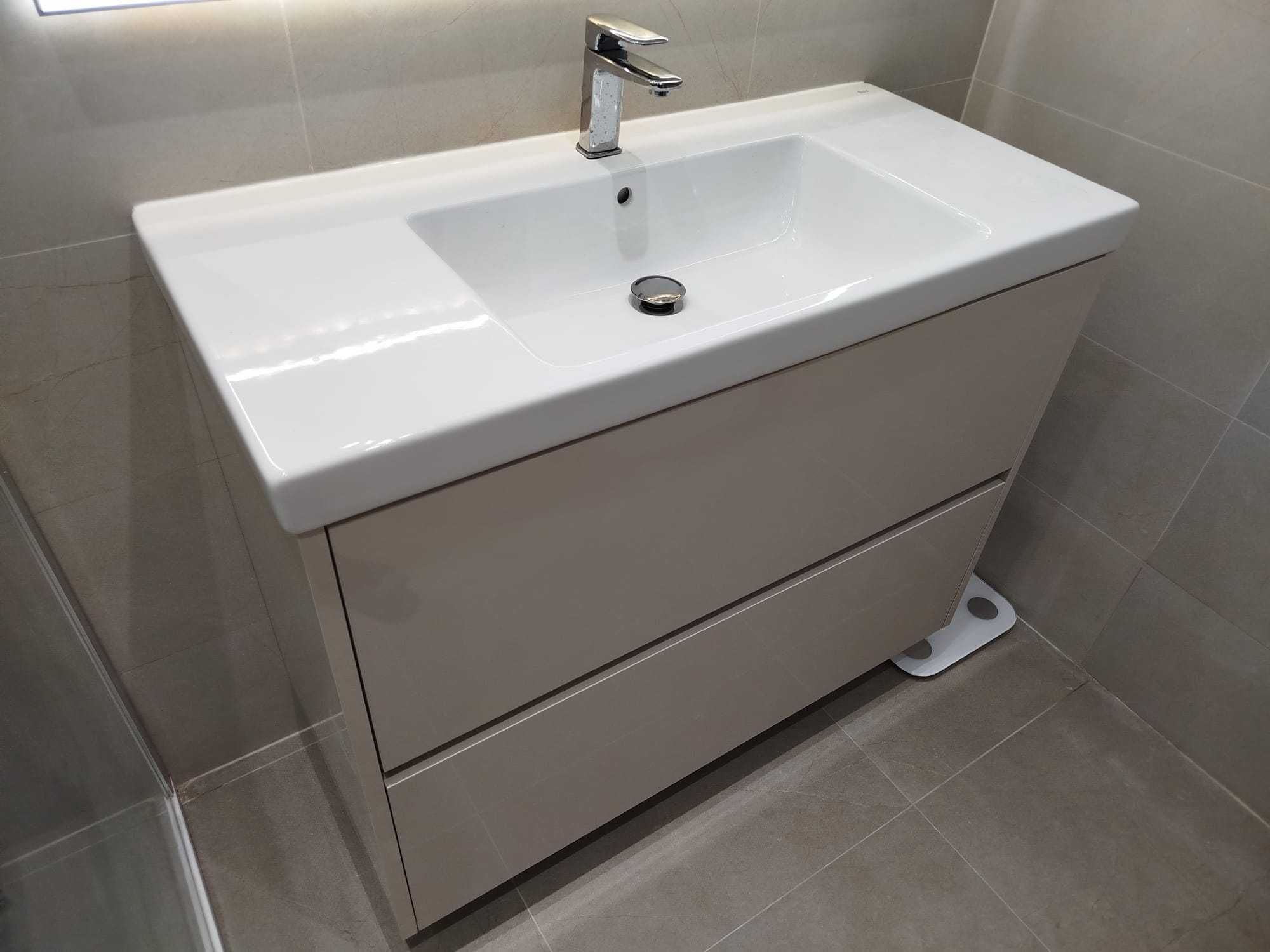 Móvel para lavatório de casa de banho + Lavatório