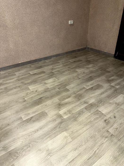 Продам лінолеум б/у