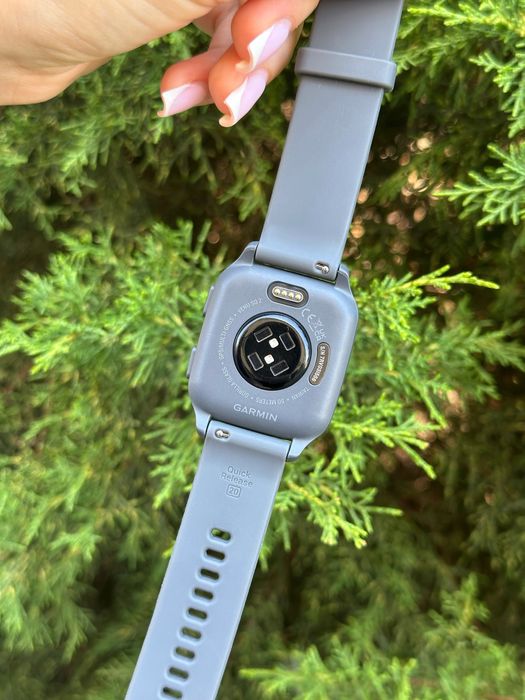 Смарт годинник Garmin Venu sq2