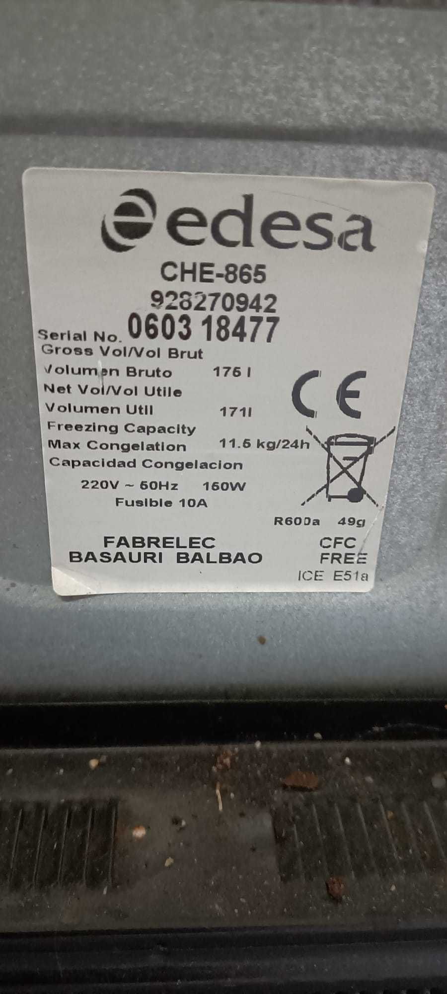 Vendo Arca Congeladora Edesa usada com as dimensões 80x86x55