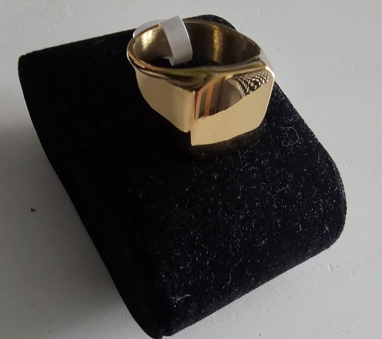 Sygnet męski kolor złoty