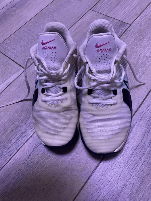 Кросівки найк баскетбольні