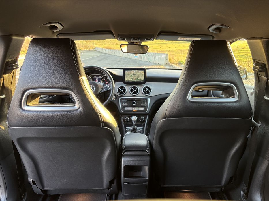 Mercedes Benz GLA180 Urban Pack Night