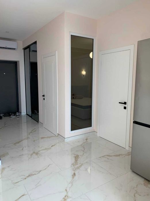 Продам 3 кімнатну квартиру ЖК Comfort City Рыбинский Гагаріна Дафі