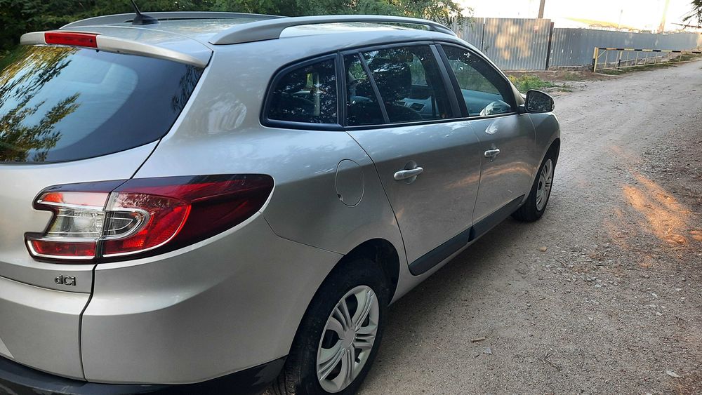 Рено Меган Renault Megane