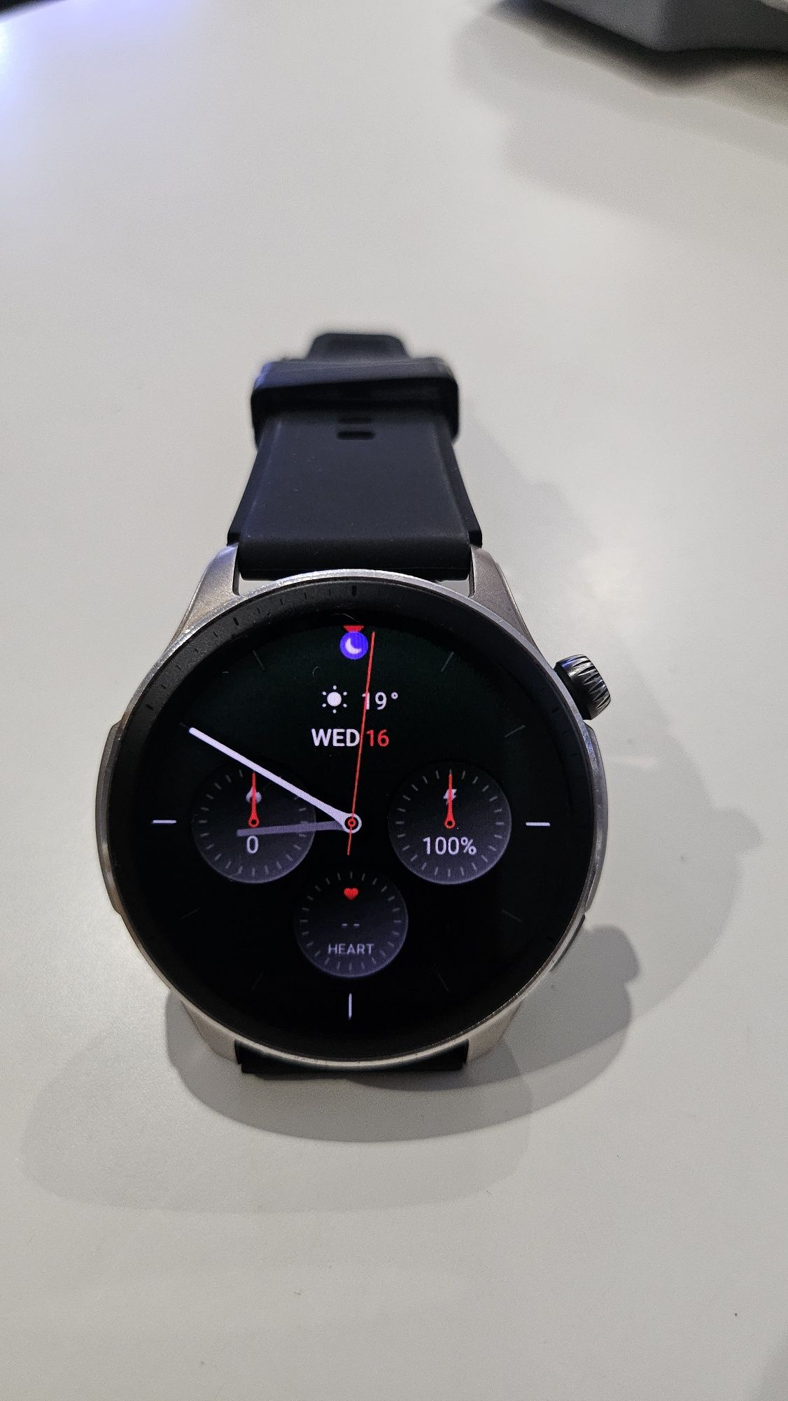 Relógio Amazfit GTR 4